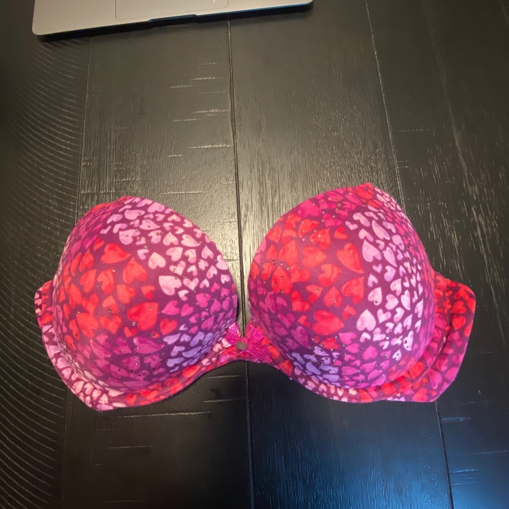 Victoria’s Secret Body by Victoria Push Up Bra